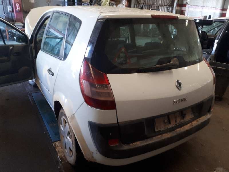 renault scenic ii del año 2004