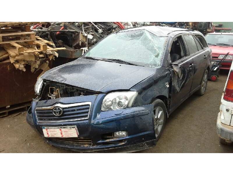 toyota avensis wagon (t25) del año 2005