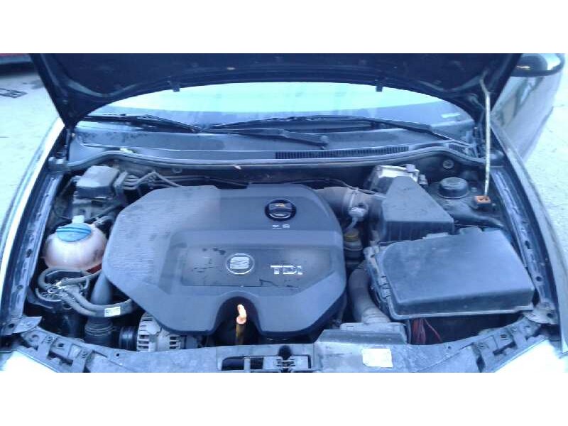 seat ibiza (6l1) del año 2005