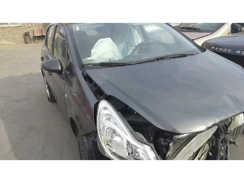 opel corsa d del año 2011