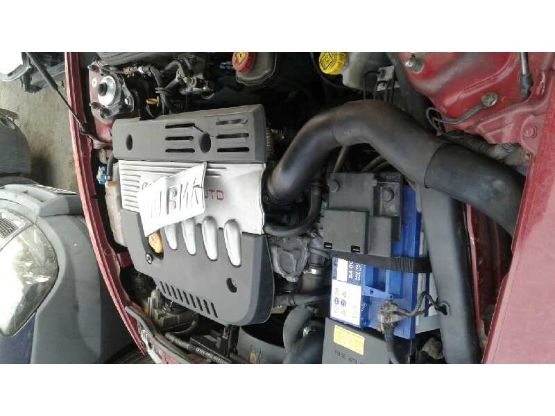 alfa romeo 147 (190) del año 2001