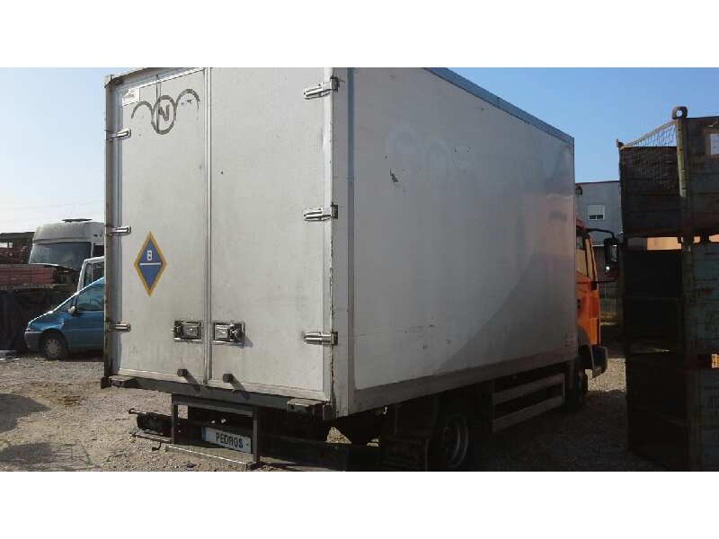 nissan atleon del año 2006