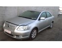 TOYOTA AVENSIS BERLINA (T25)