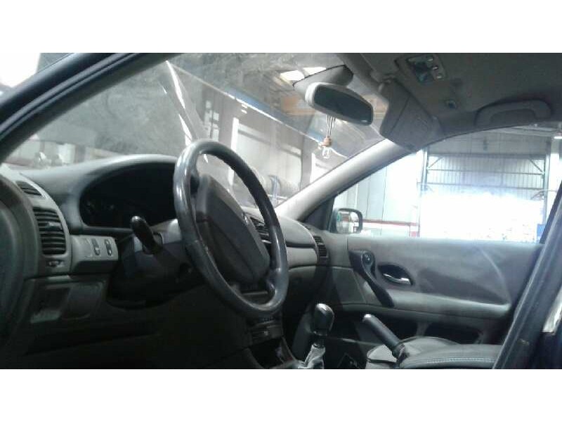 renault laguna ii (bg0) del año 2003