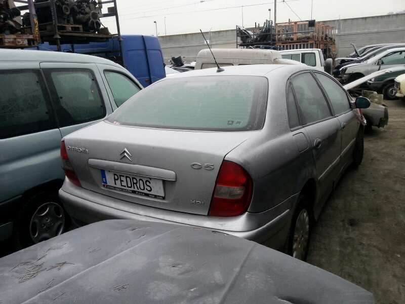 citroën c5 berlina del año 2001