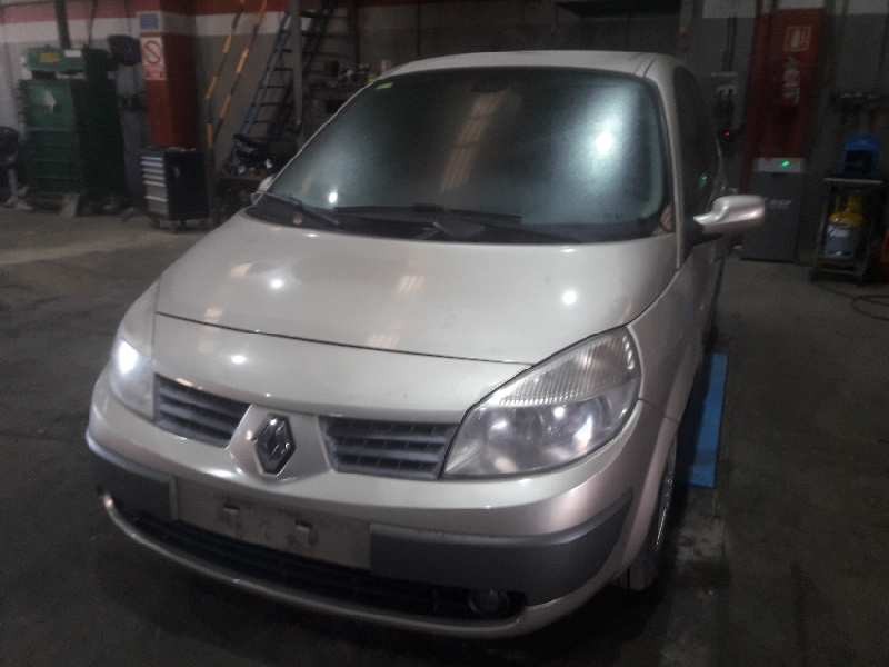 renault scenic ii del año 2006