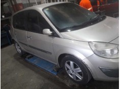renault scenic ii del año 2006 2
