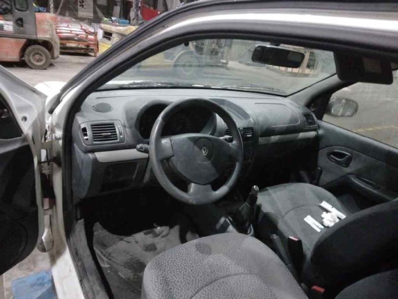 renault clio ii fase ii (b/cb0) del año 2007