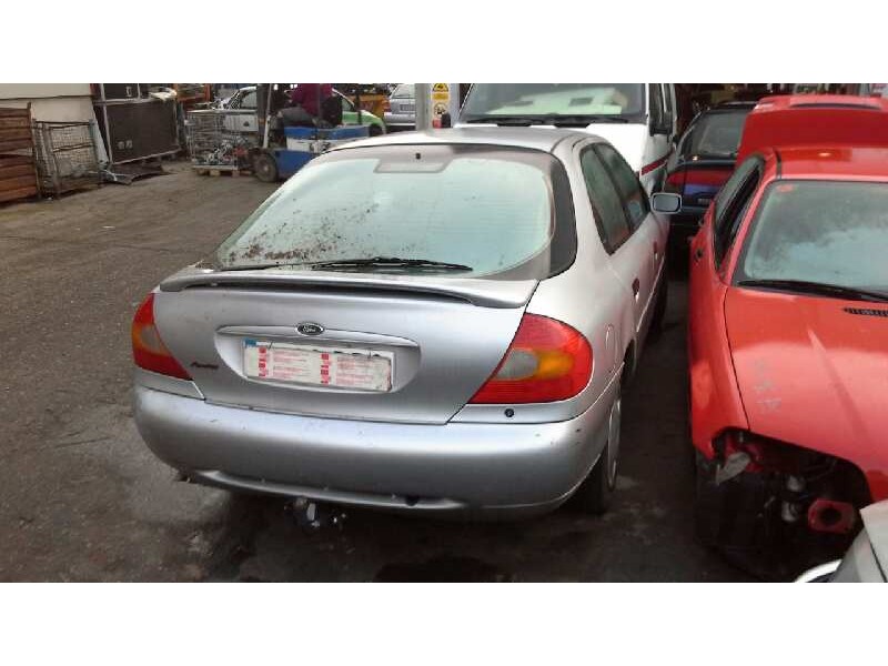 ford mondeo berlina (gd) del año 1996