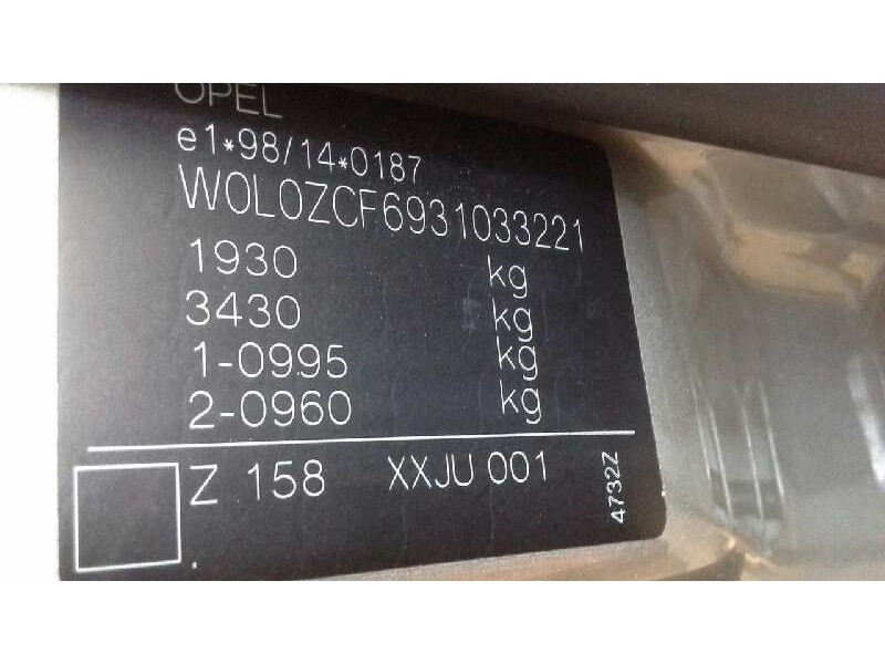 opel vectra c berlina del año 2003