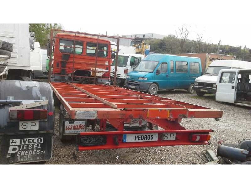 nissan atleon del año 2003