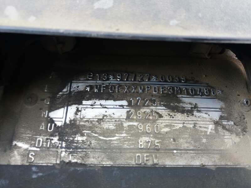 ford focus berlina (cak) del año 2004