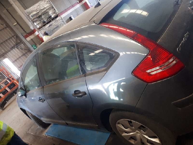 citroën c4 berlina del año 2007