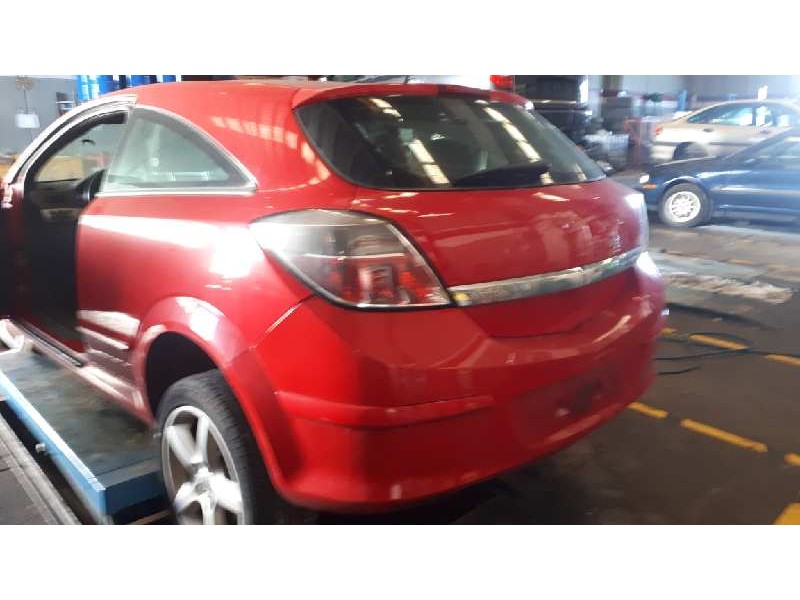 opel astra gtc del año 2008