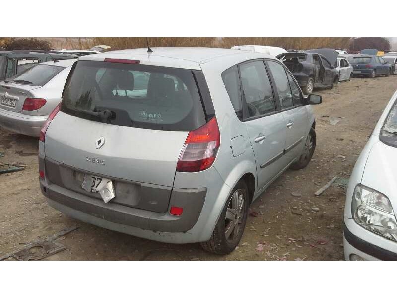 renault scenic ii del año 2004