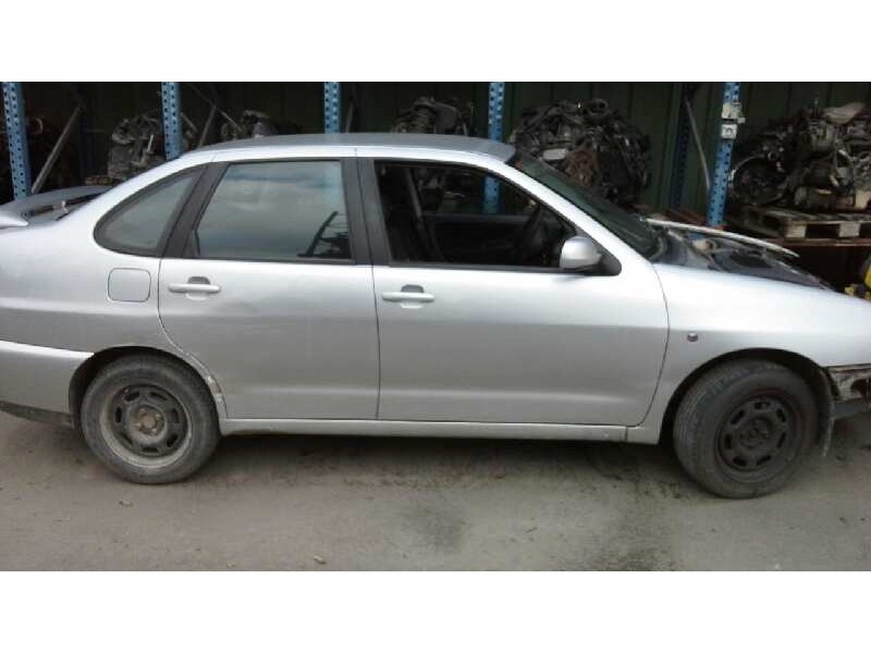 seat cordoba berlina (6k2) del año 2001