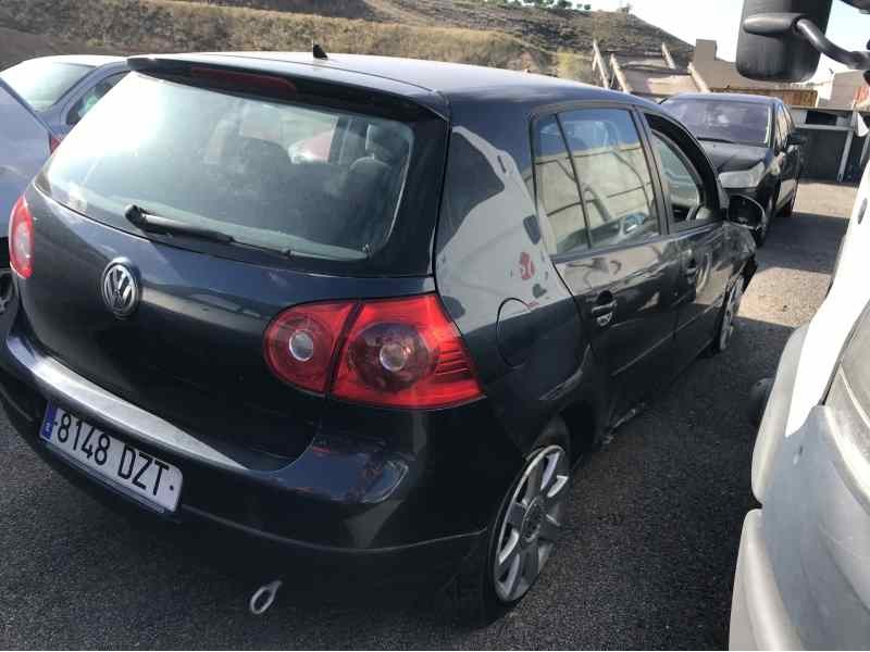 volkswagen golf v berlina (1k1) del año 2006