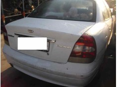 daewoo nubira berlina del año 2001 2