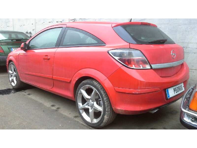 opel astra gtc del año 2006