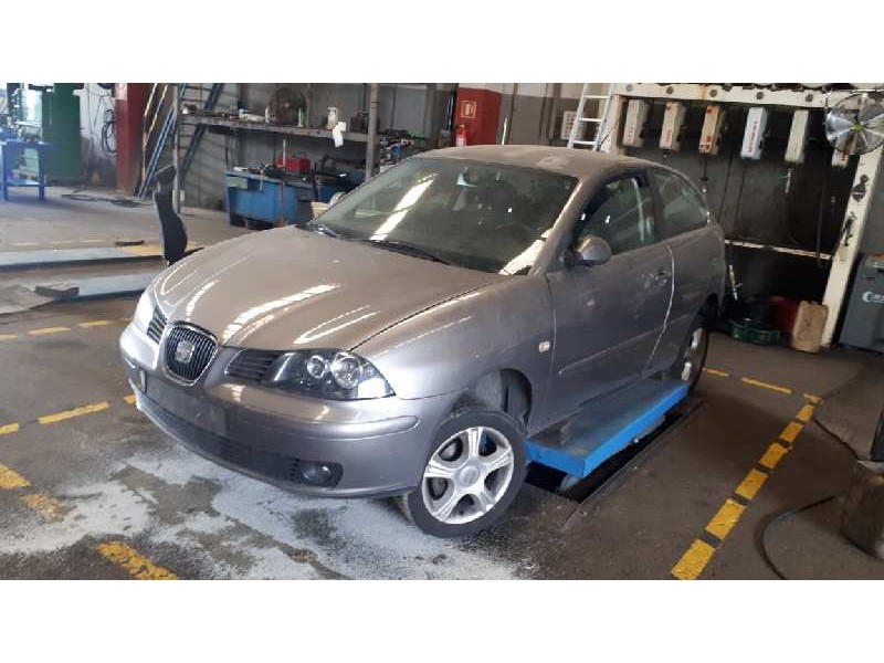 seat ibiza (6l1) del año 2005