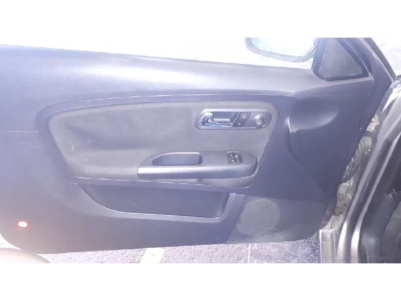 seat ibiza (6l1) del año 2005