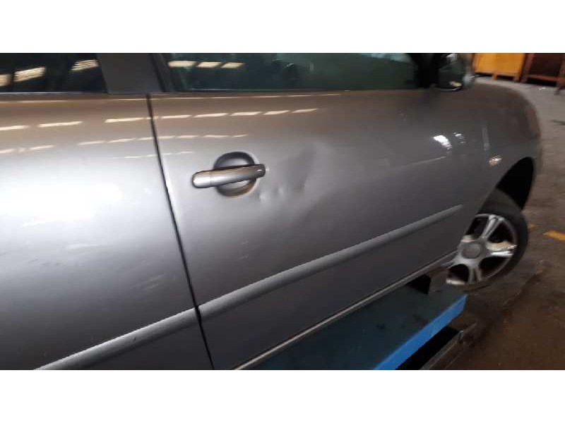 seat ibiza (6l1) del año 2005