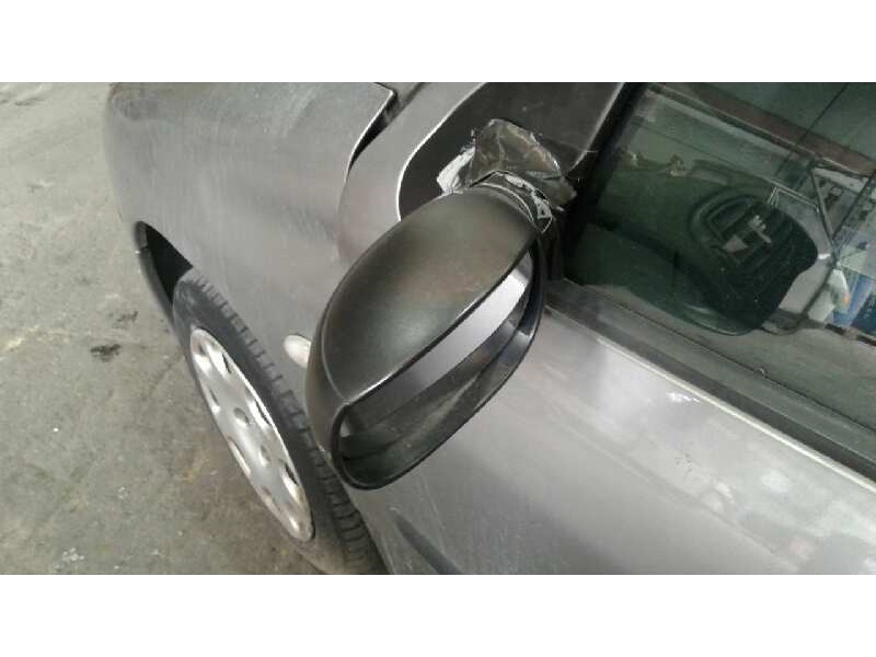 peugeot 206 berlina del año 2004