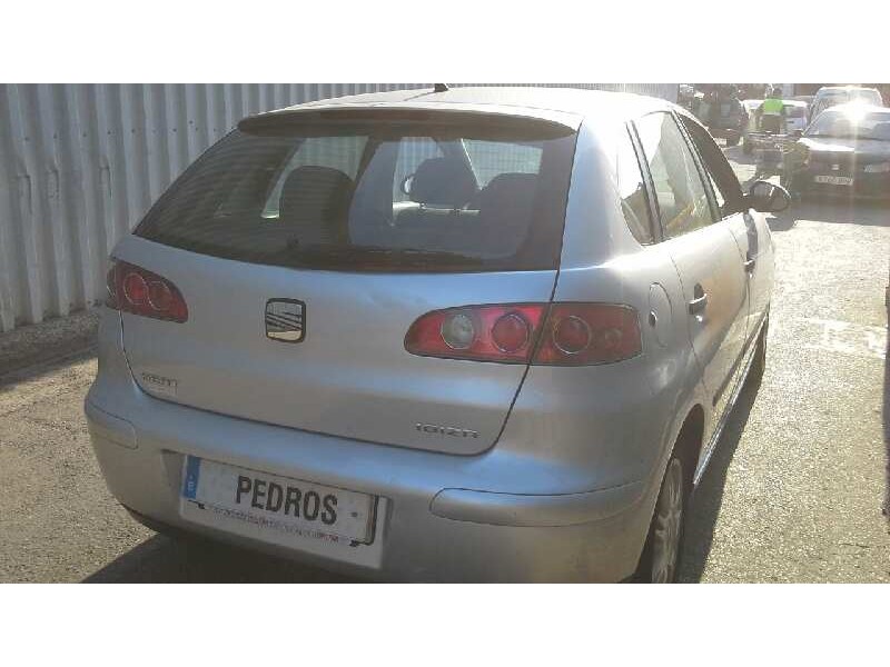 seat ibiza (6l1) del año 2002