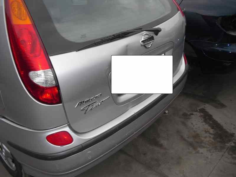 nissan almera tino (v10m) del año 2001