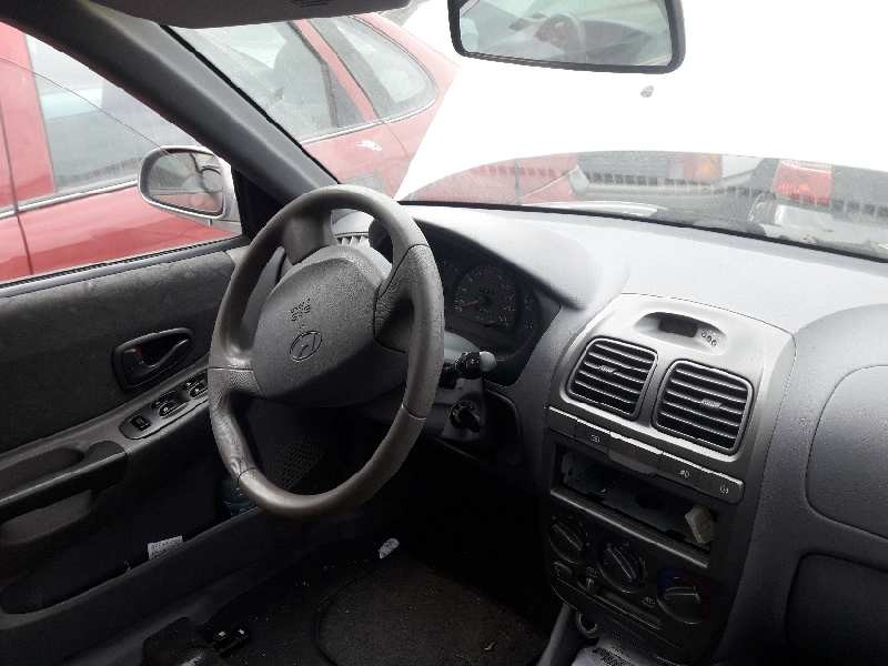 hyundai accent (lc) del año 2001