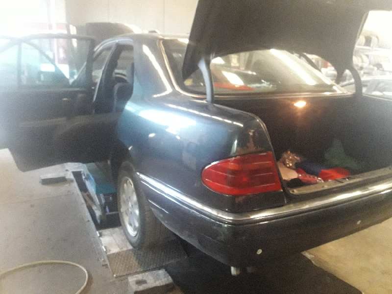 mercedes-benz clase e (w210) berlina diesel del año 1996