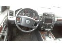 VOLKSWAGEN TOUAREG (7LA)