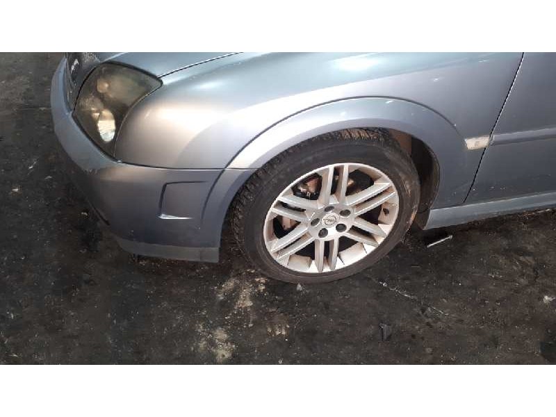 opel vectra c berlina del año 2005