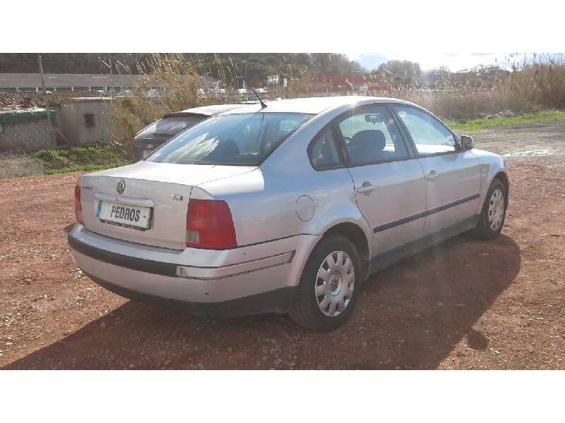 volkswagen passat berlina (3b2) del año 1998