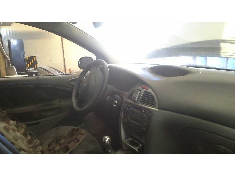 citroën c5 berlina del año 2001