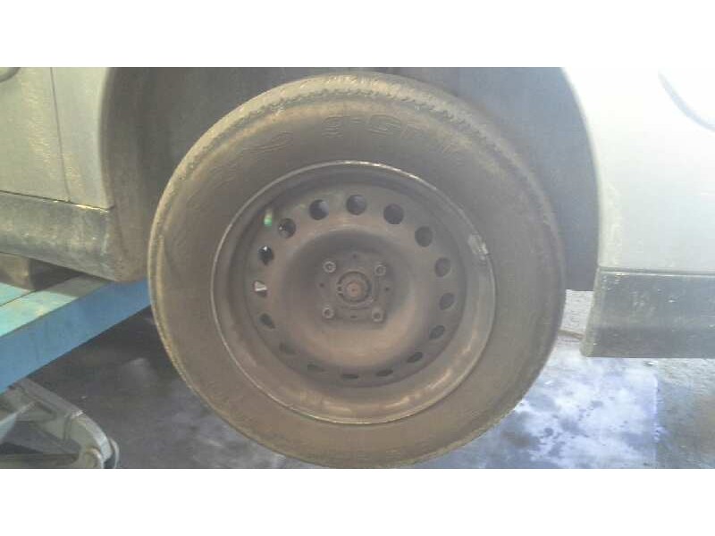 citroën c5 berlina del año 2001