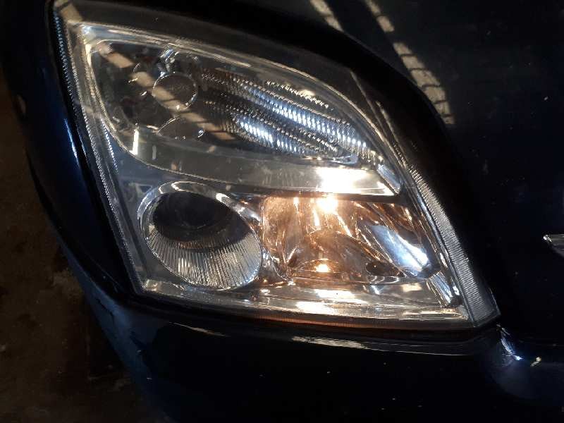 opel vectra c berlina del año 2003