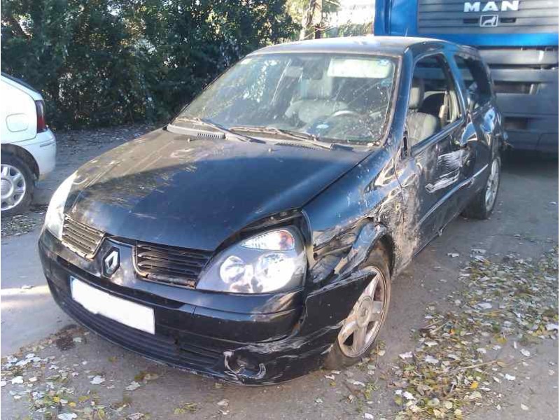 renault clio ii fase ii (b/cb0) del año 2001