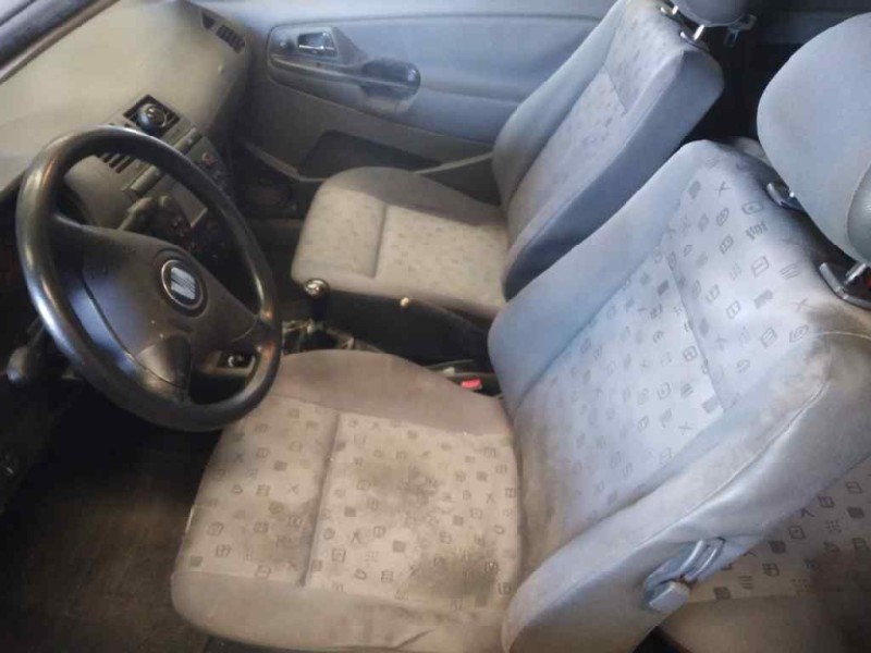 seat ibiza (6k1) del año 2000