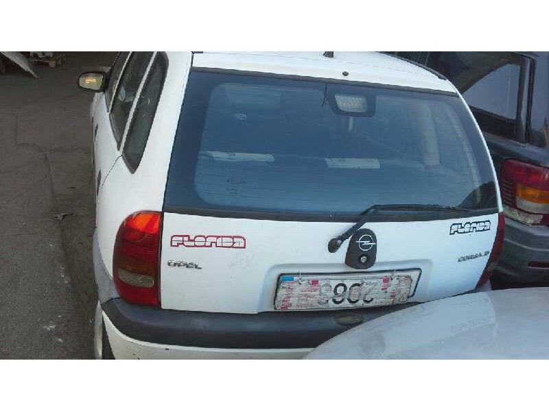 opel corsa b del año 1999