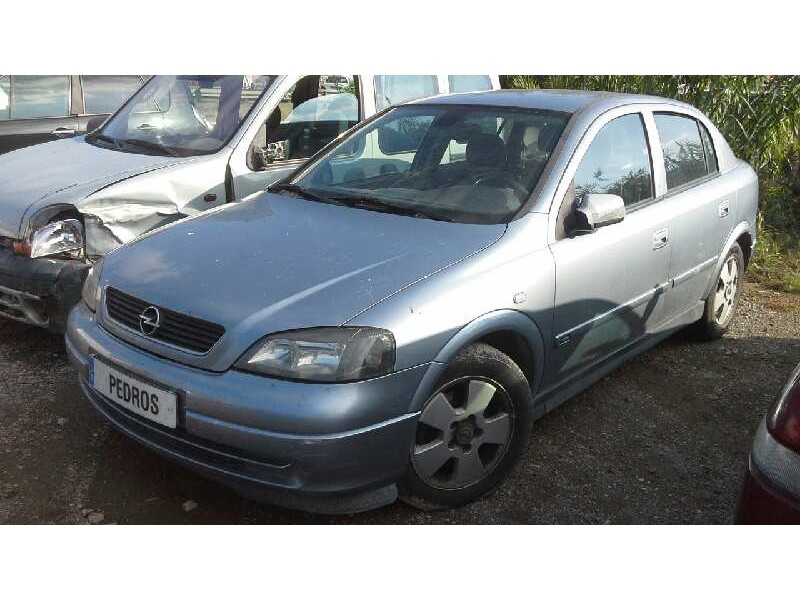 opel astra g berlina del año 2003