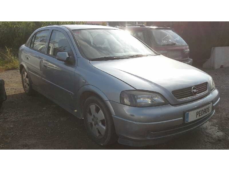 opel astra g berlina del año 2003