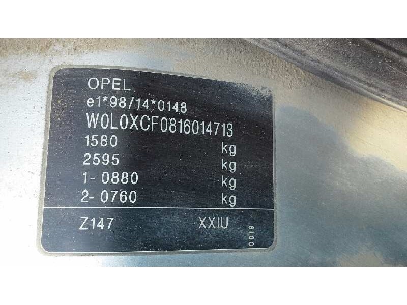 opel corsa c del año 2001