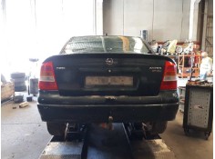 opel astra g berlina del año 2001 2