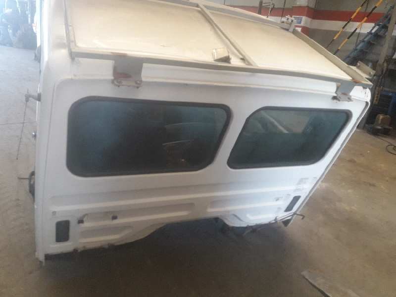 nissan atleon del año 2003