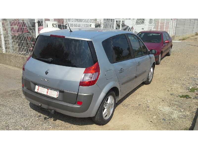 renault scenic ii del año 2003