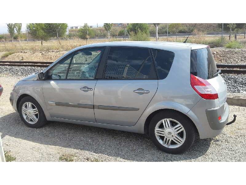 renault scenic ii del año 2003