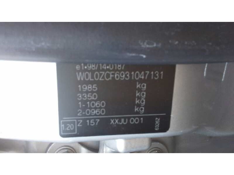 opel vectra c berlina del año 2002