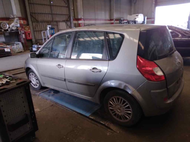 renault scenic ii del año 2007
