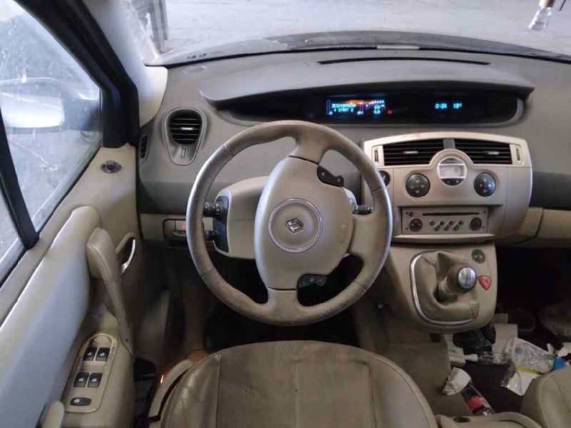 renault scenic ii del año 2007